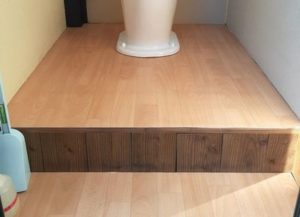 バイオトイレ　室内